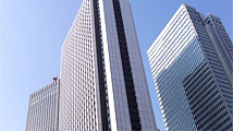 契約先企業